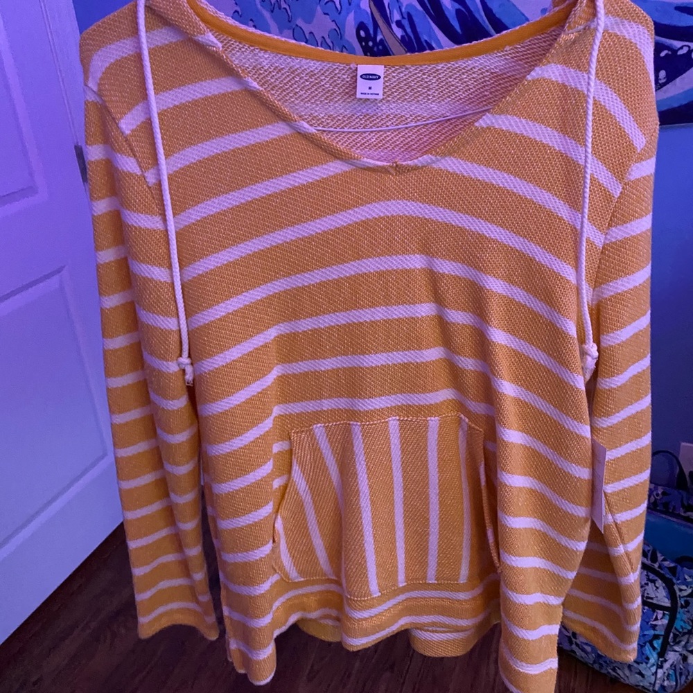 old navy sweater w hood